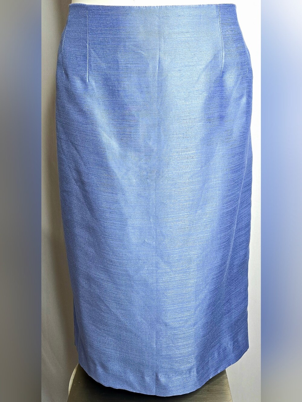 Signature by Larry Levine Career Periwinkle Blue Faux Silk Pencil Skirt 10 NWOT